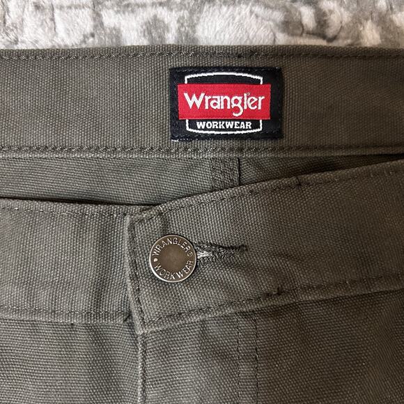 Wrangler Workwear utility pants men's 42 x 30 khaki green heavy duty outdoor NEW - Picture 5 of 13